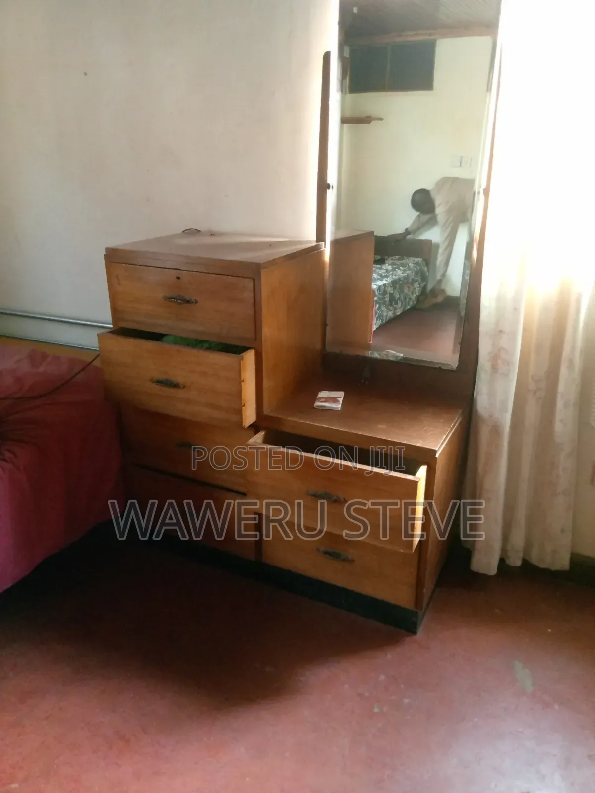 Wooden Drawer With Mirror