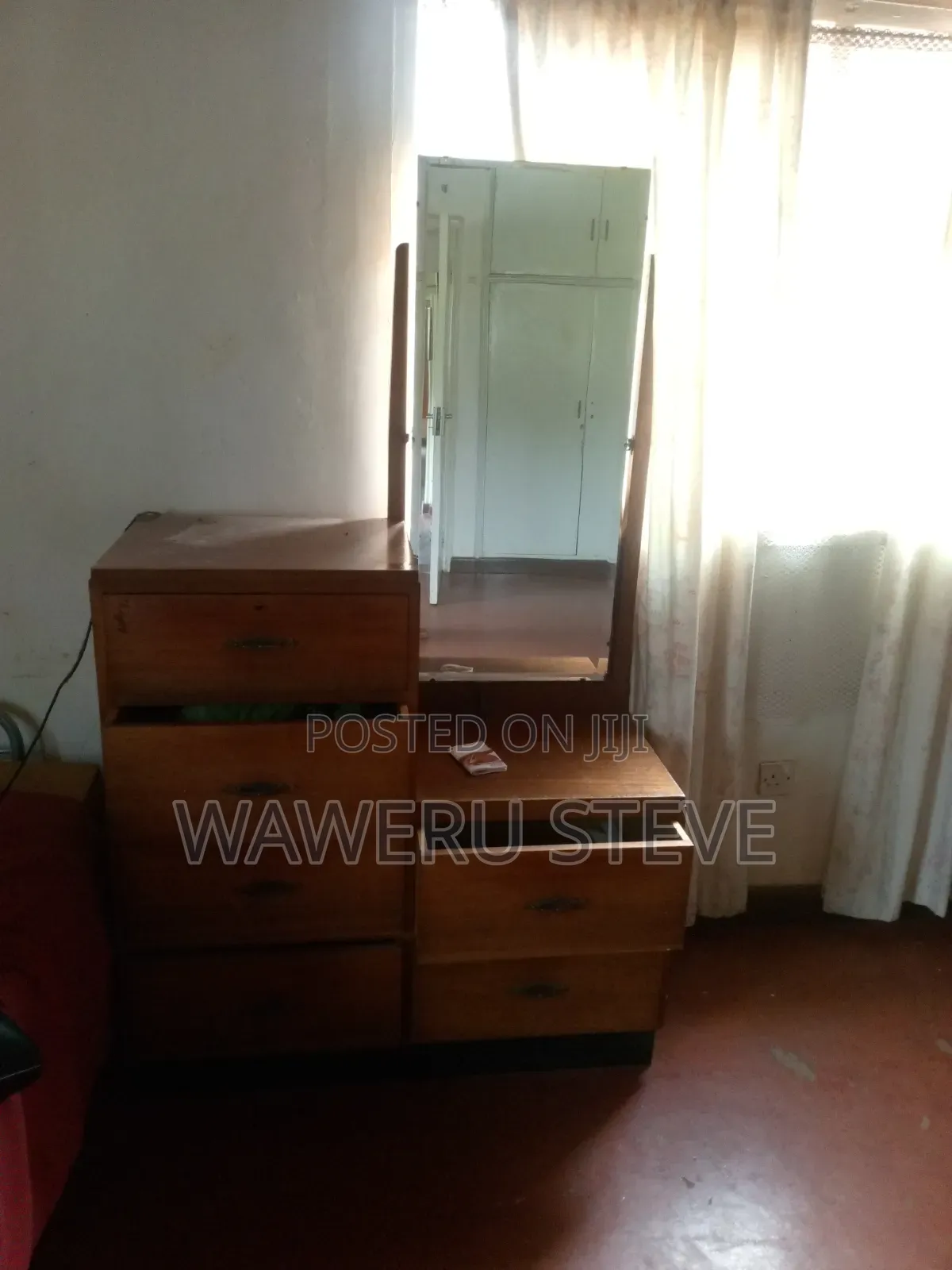 Wooden Drawer With Mirror