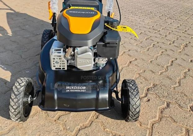 Windsor Uk 144cc 4.0 Hp Petrol Lawnmower - thumbnail 2