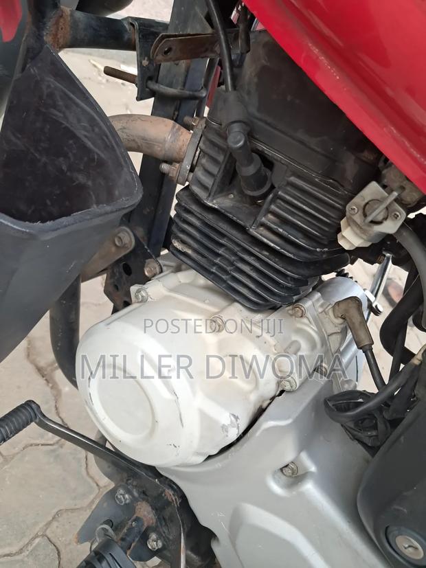 Bajaj Boxer 2025 Red - thumbnail 4