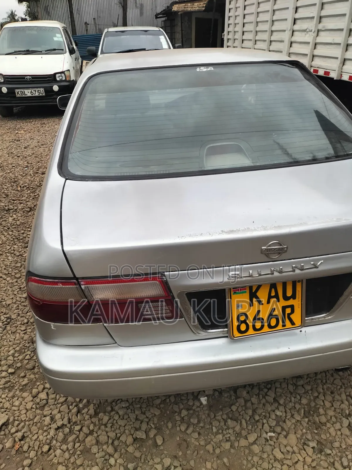 Nissan Bluebird 2002 Blue