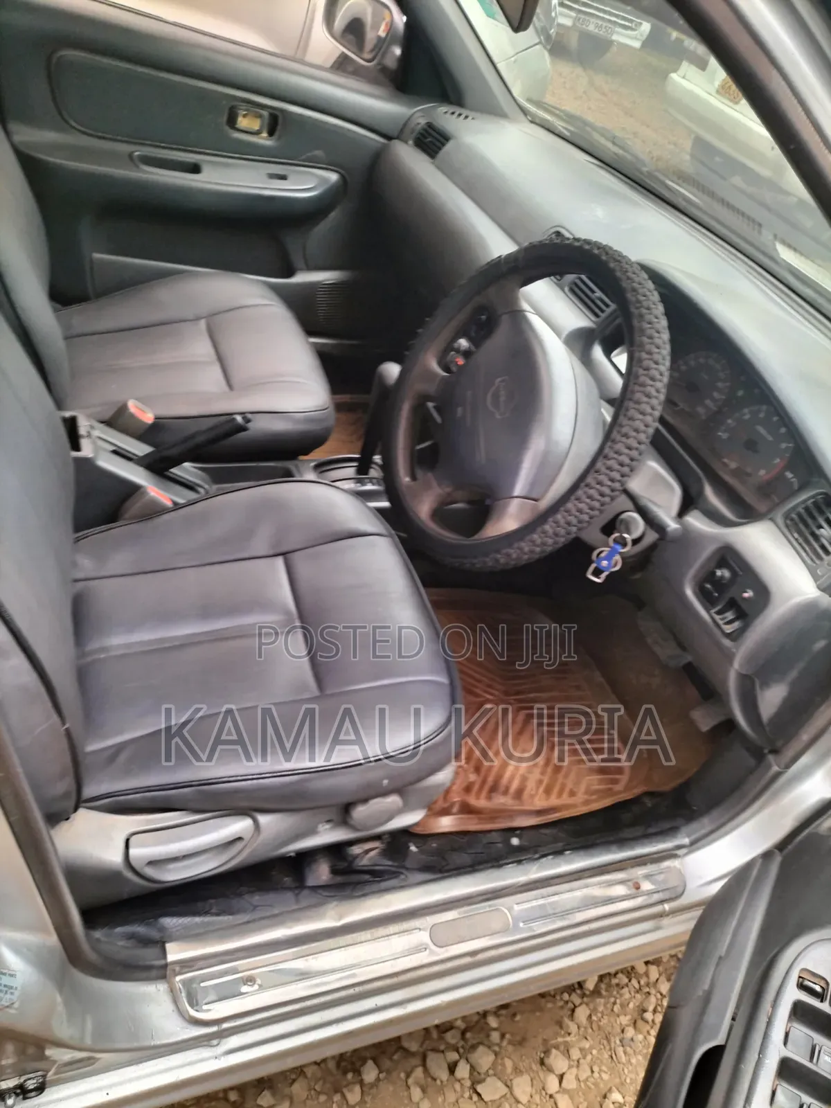 Nissan Bluebird 2002 Blue