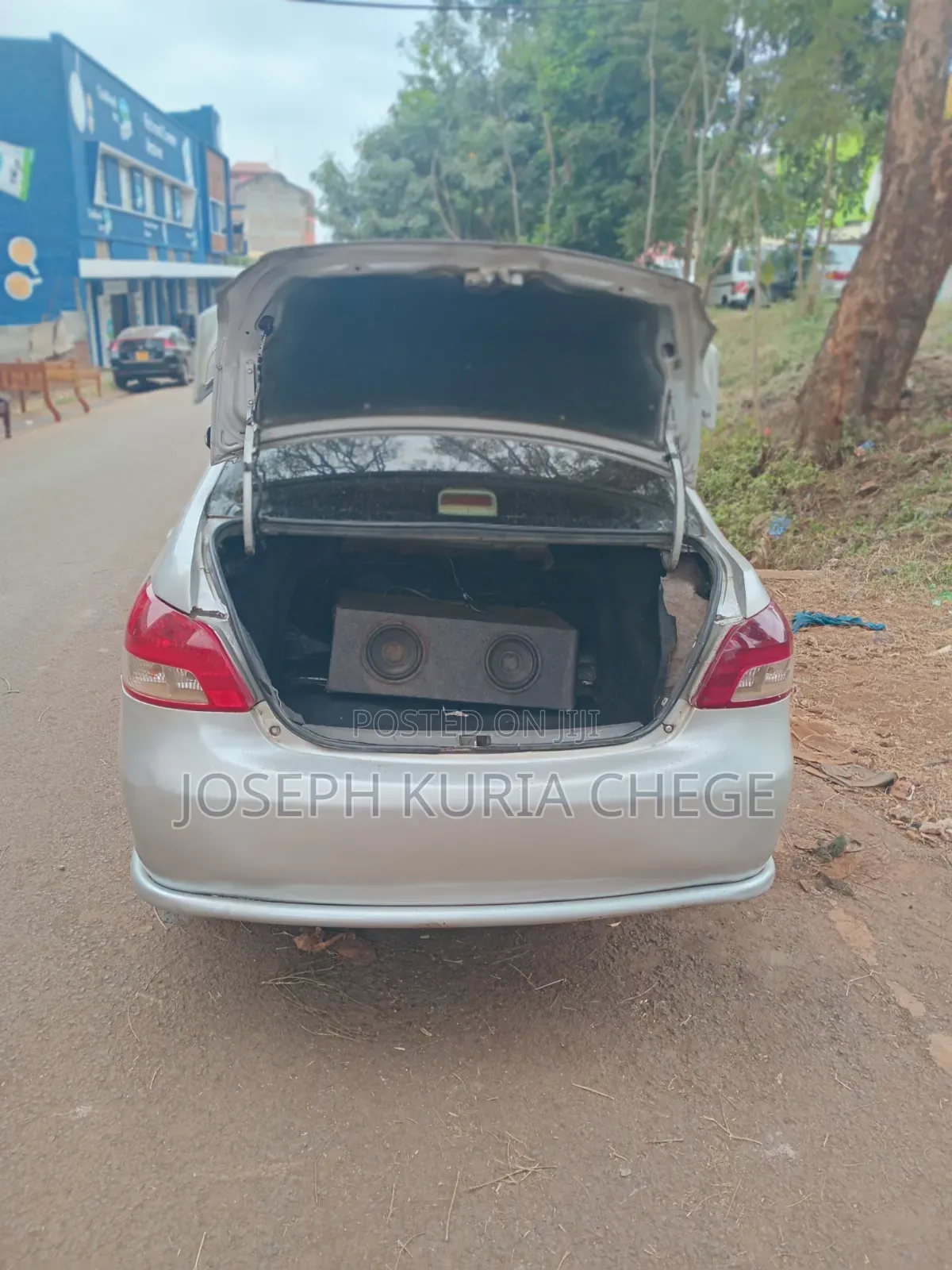 Toyota Belta 2010 Silver