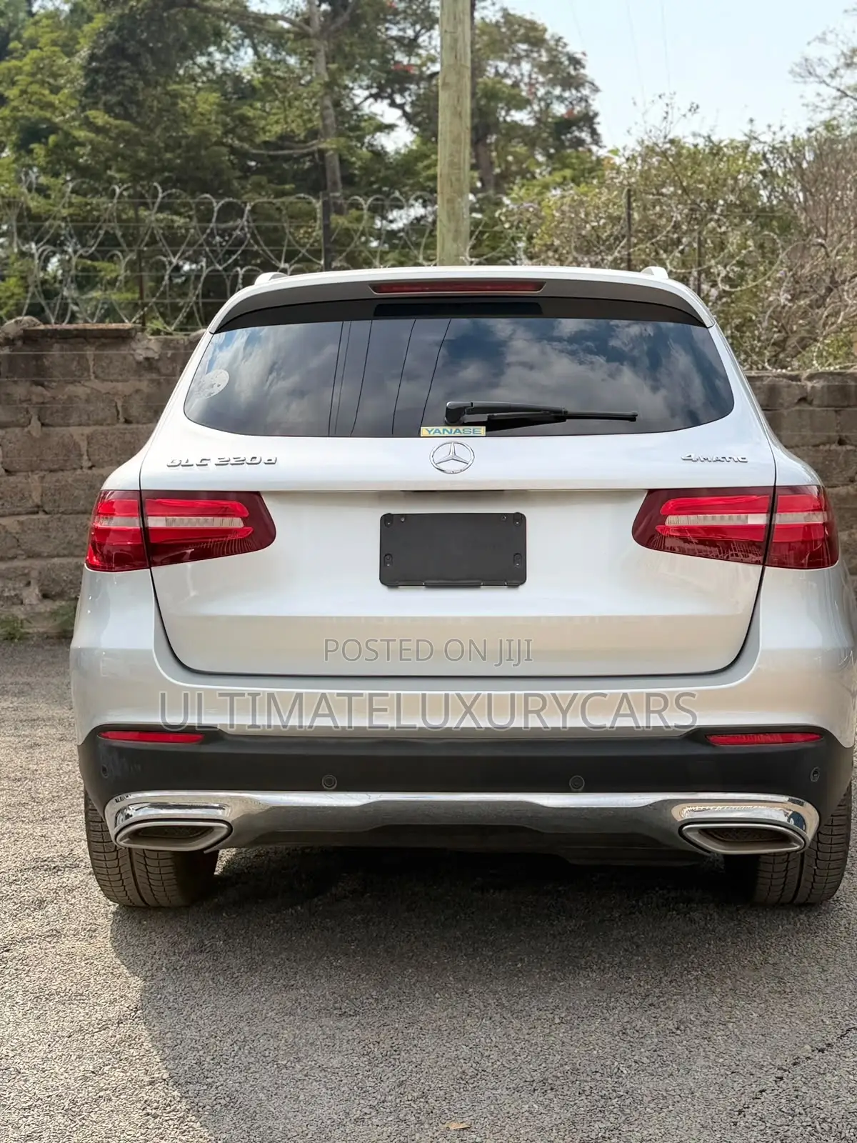 Mercedes-Benz GLC-Class GLC250 Sport Utility 4-Door (2.0L, 4cyl Turbo)