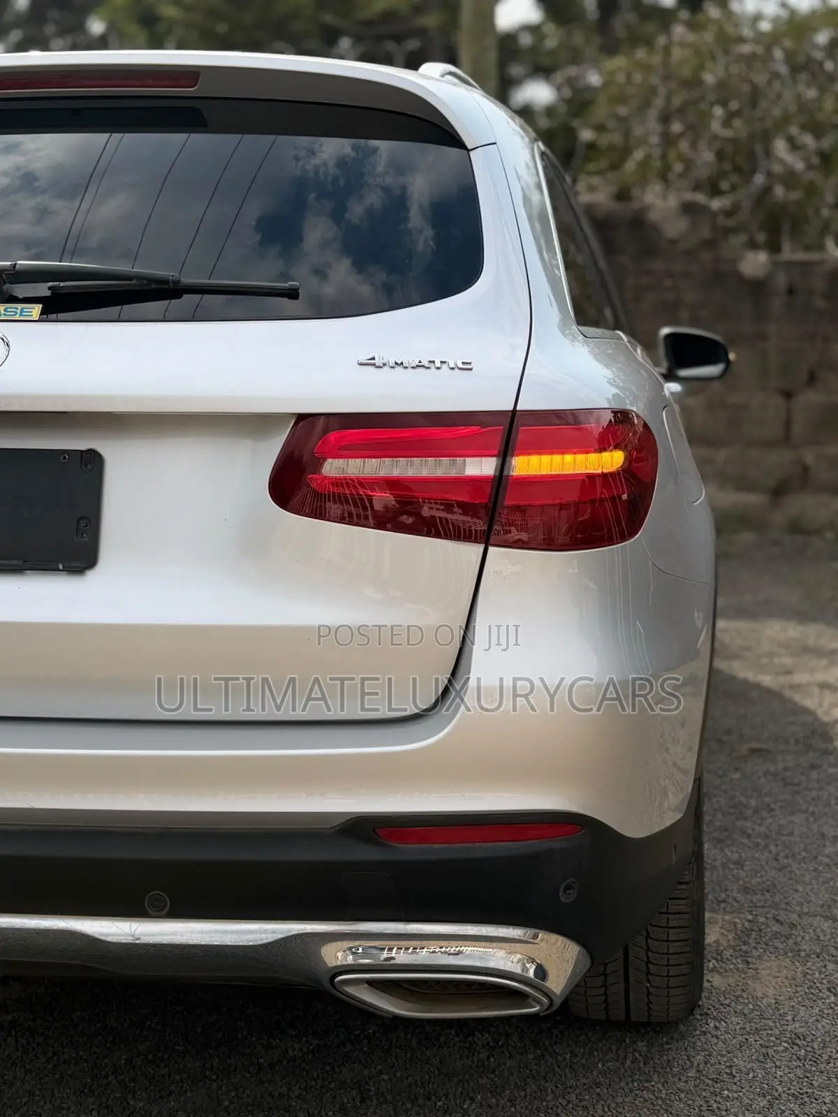 Mercedes-Benz GLC-Class GLC250 Sport Utility 4-Door (2.0L, 4cyl Turbo)