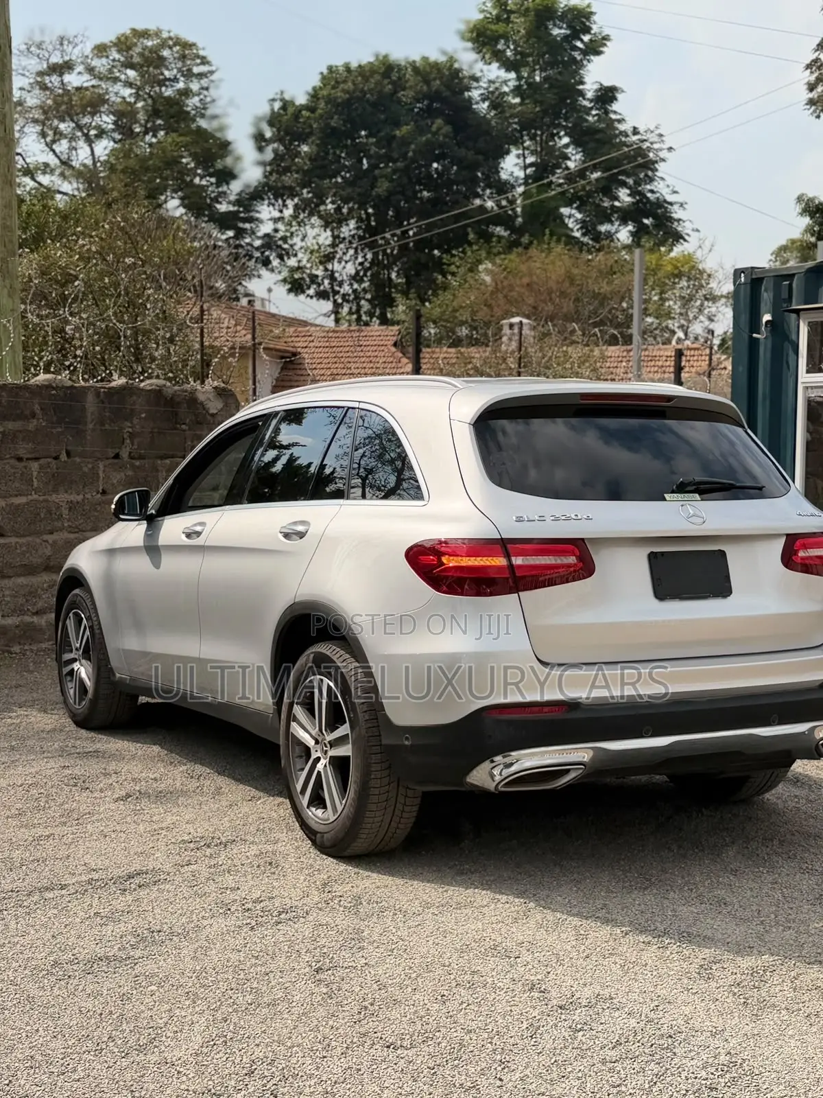 Mercedes-Benz GLC-Class GLC250 Sport Utility 4-Door (2.0L, 4cyl Turbo)