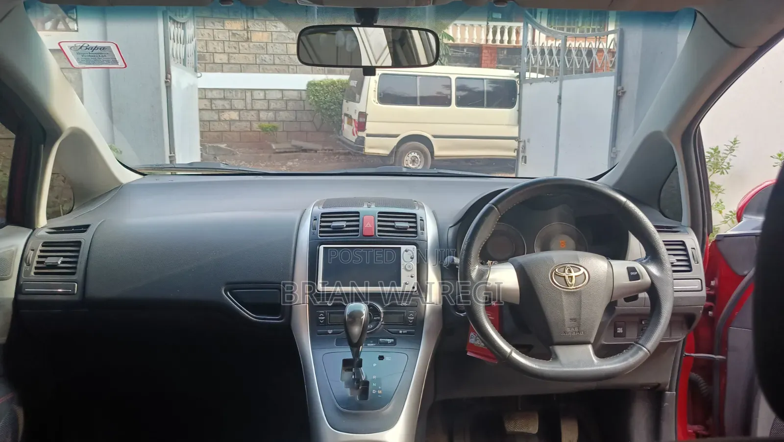Toyota Auris 2010 Red