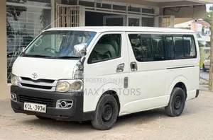 Toyota HiAce 2010 White