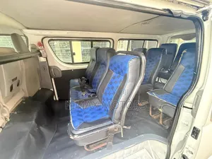Toyota HiAce 2010 White