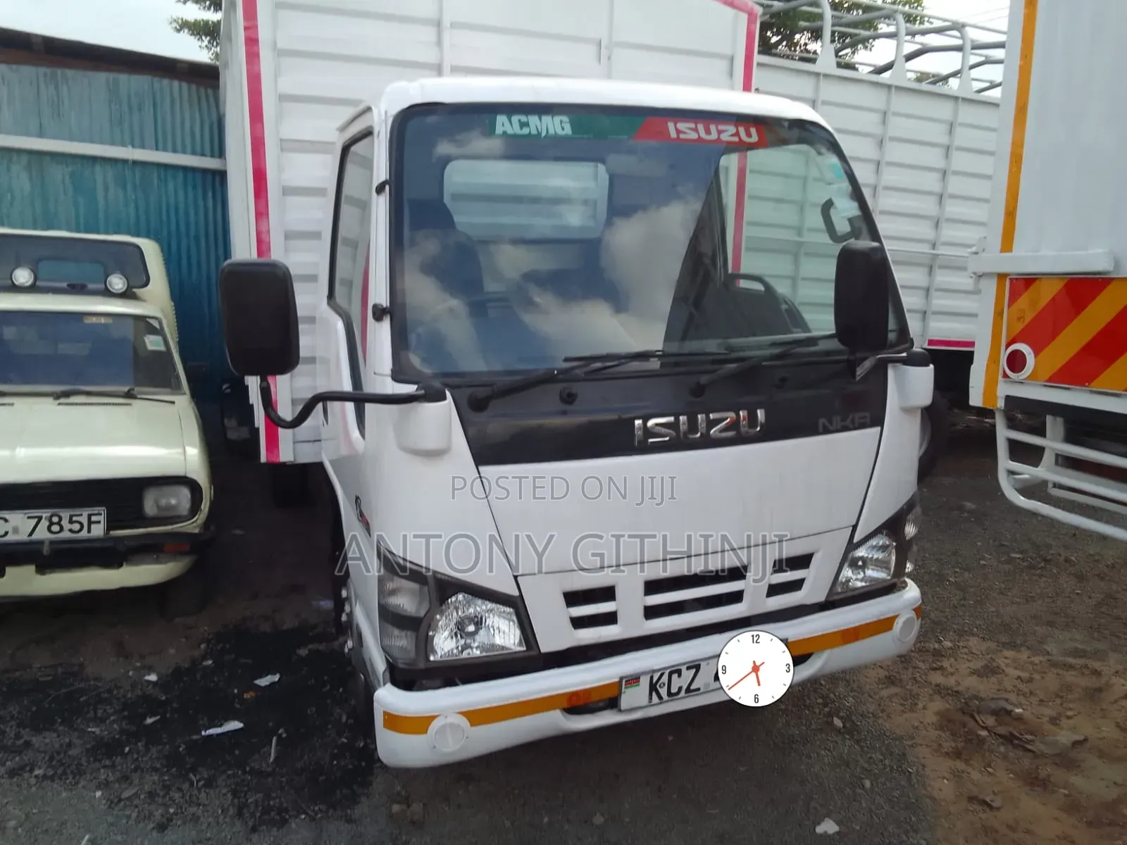 Isuzu NKR for Sale