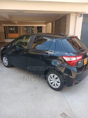 Toyota Vitz 1.0 FWD 5dr 2019 Black