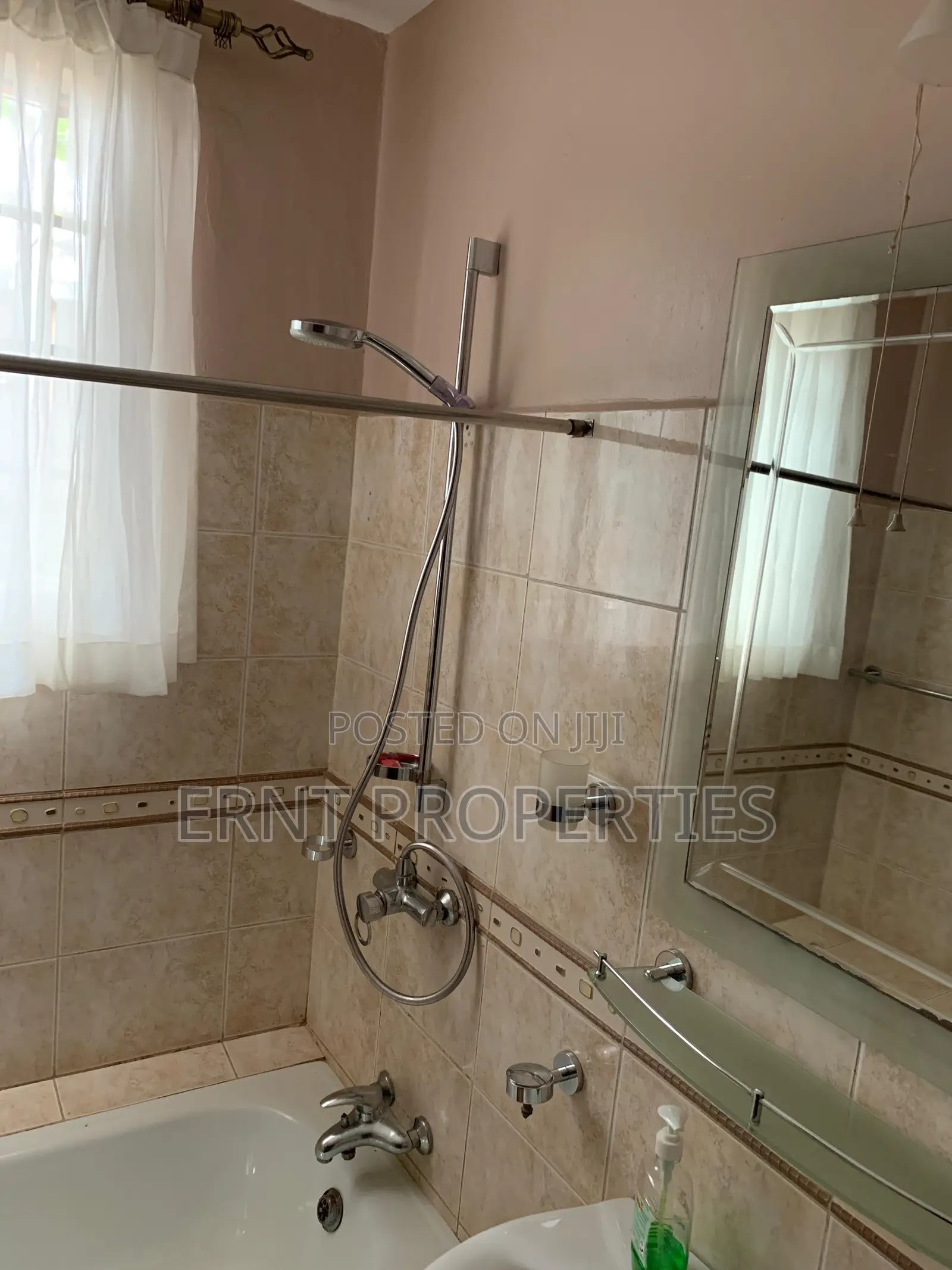 4bdrm Mansion in Kisumu for sale