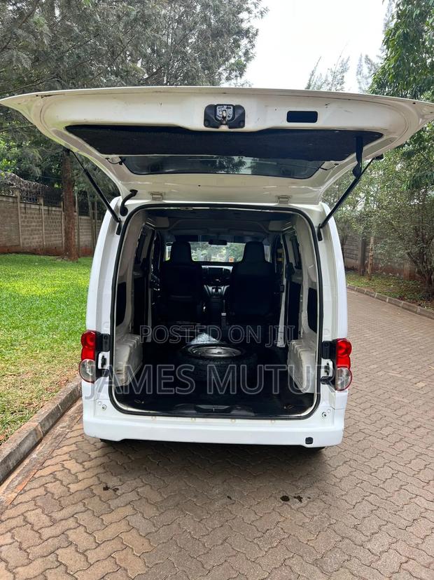 Nissan NV200 2014 White - thumbnail 9
