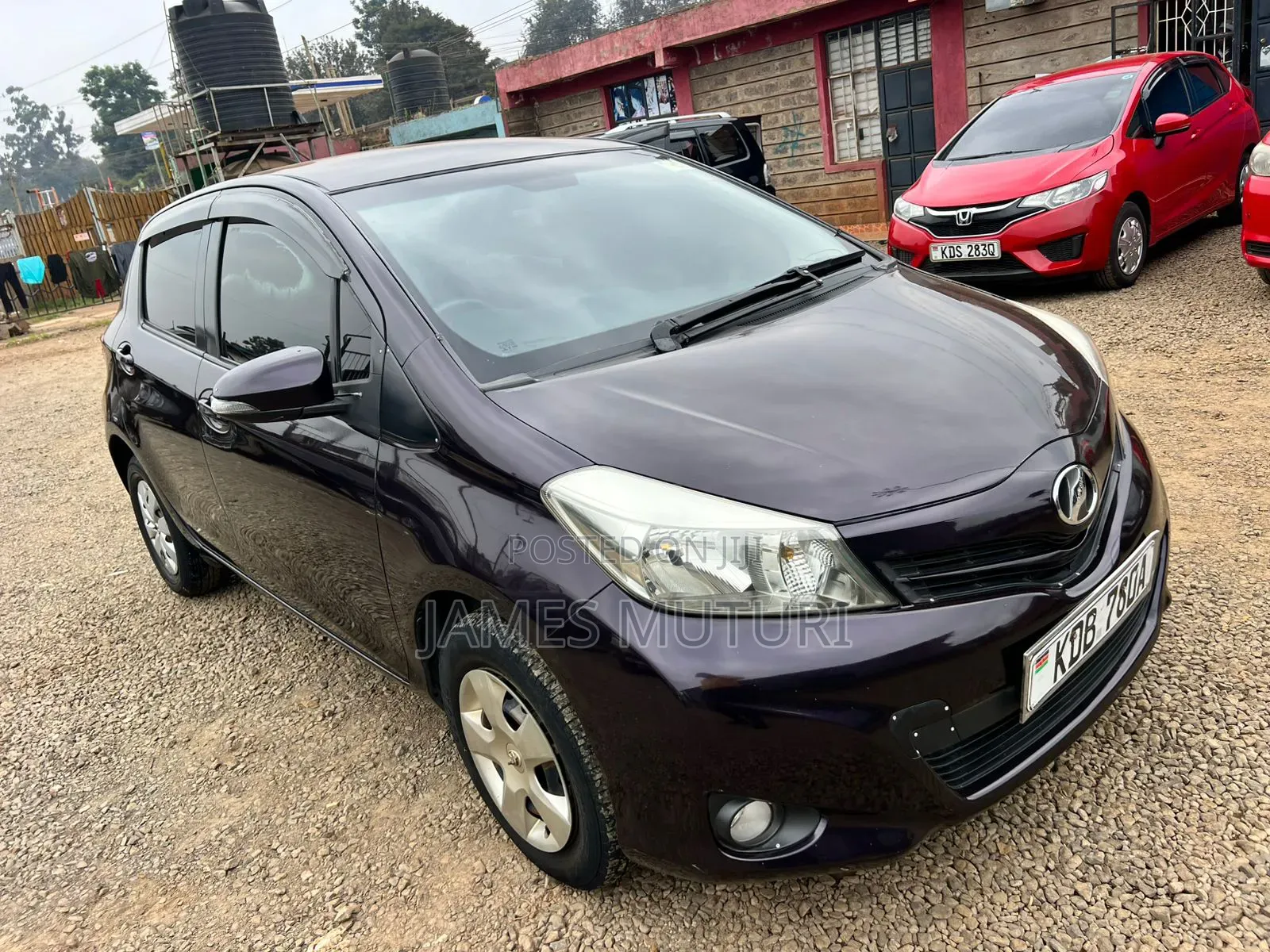 Toyota Vitz 2014 Burgundy