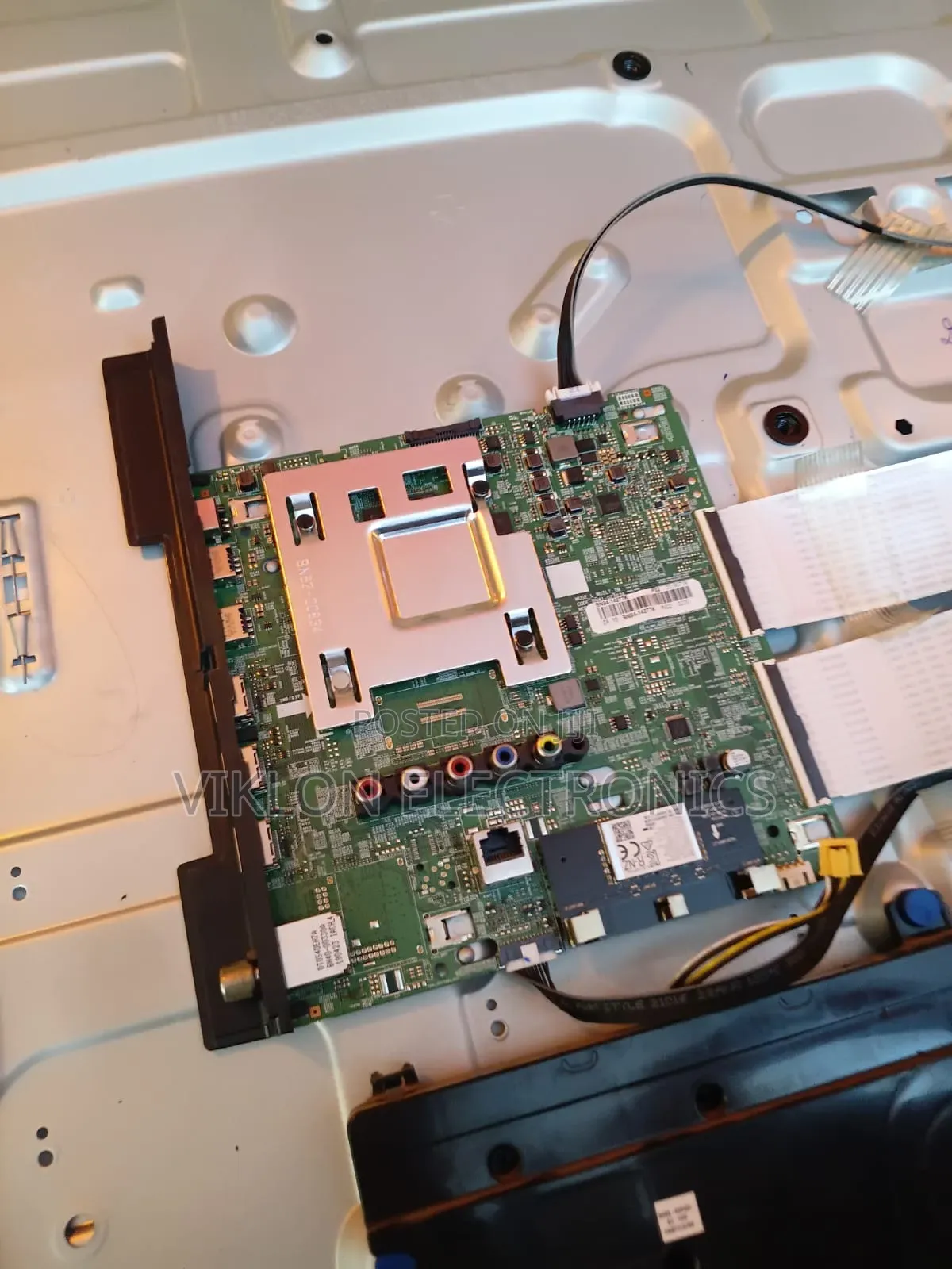 We Repair and Also Buy Broken Tv