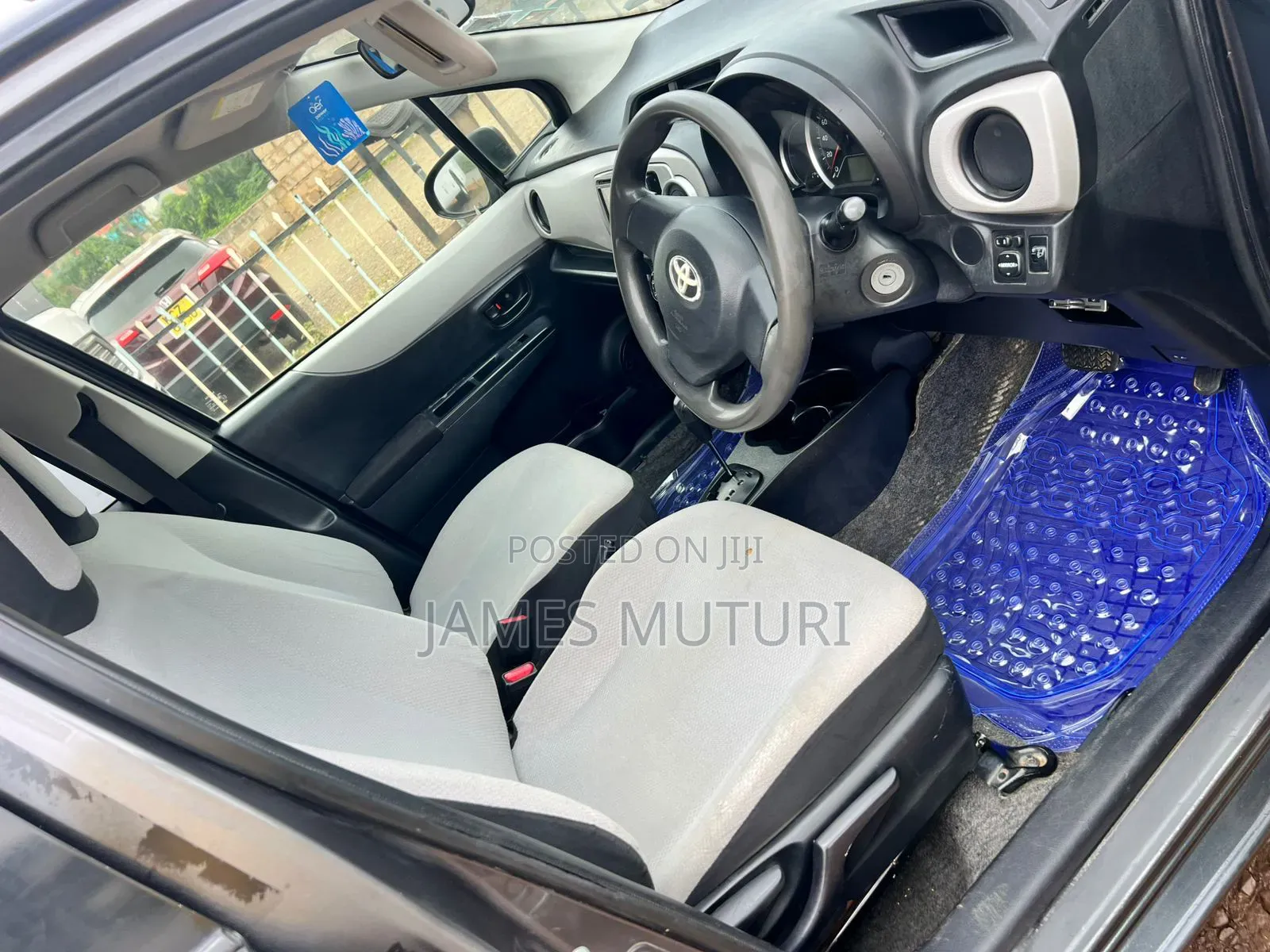 Toyota Vitz 2012 Gray
