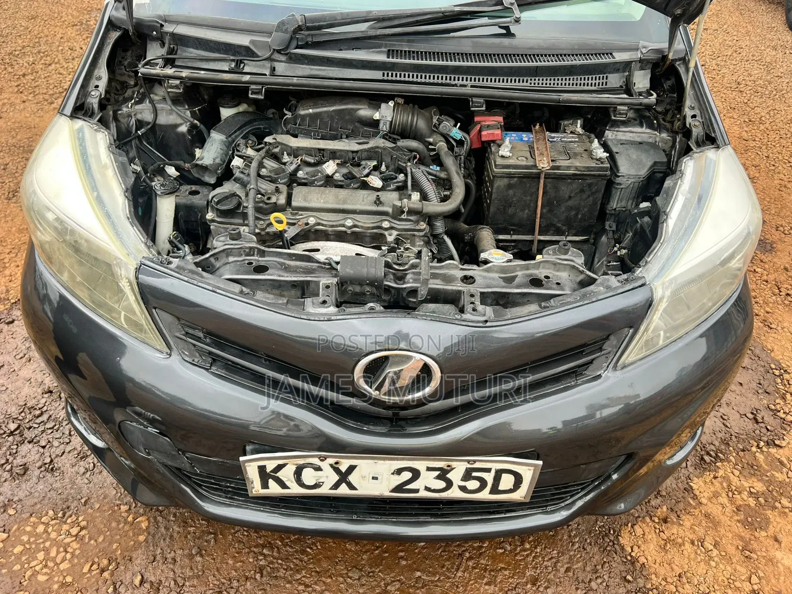 Toyota Vitz 2012 Gray