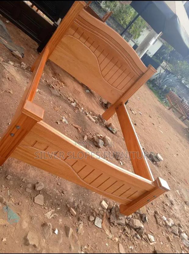 5by6 Solid Mahogany Bed