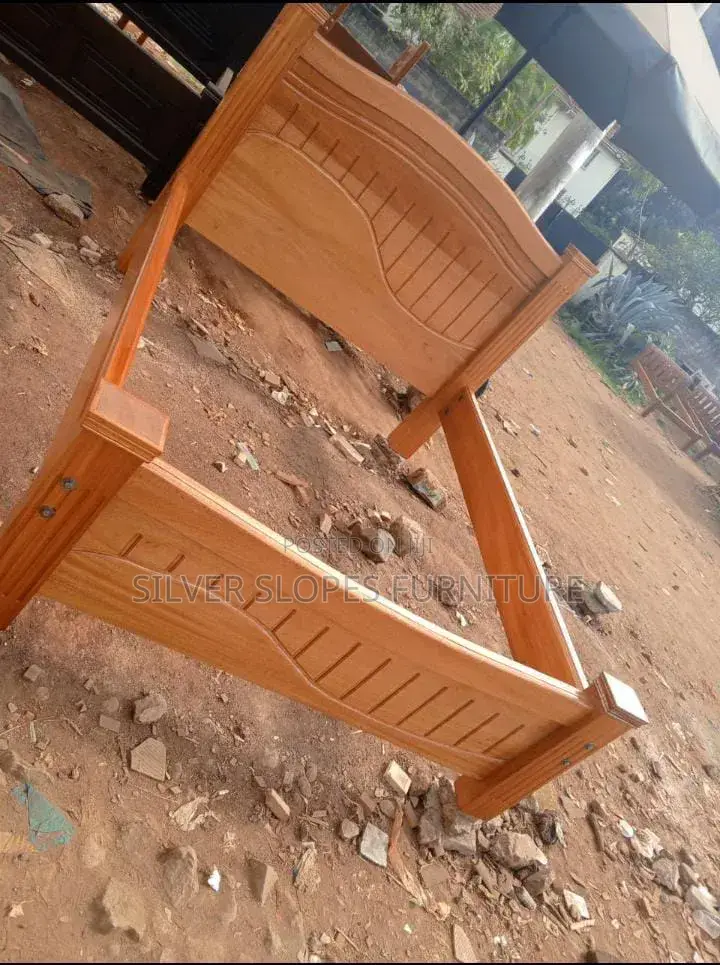5by6 Solid Mahogany Bed