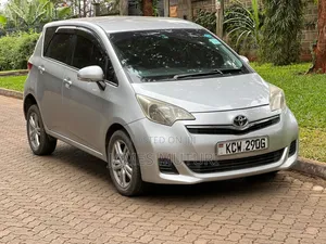 Toyota Ractis 2013 Silver