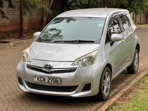 Toyota Ractis 2013 Silver