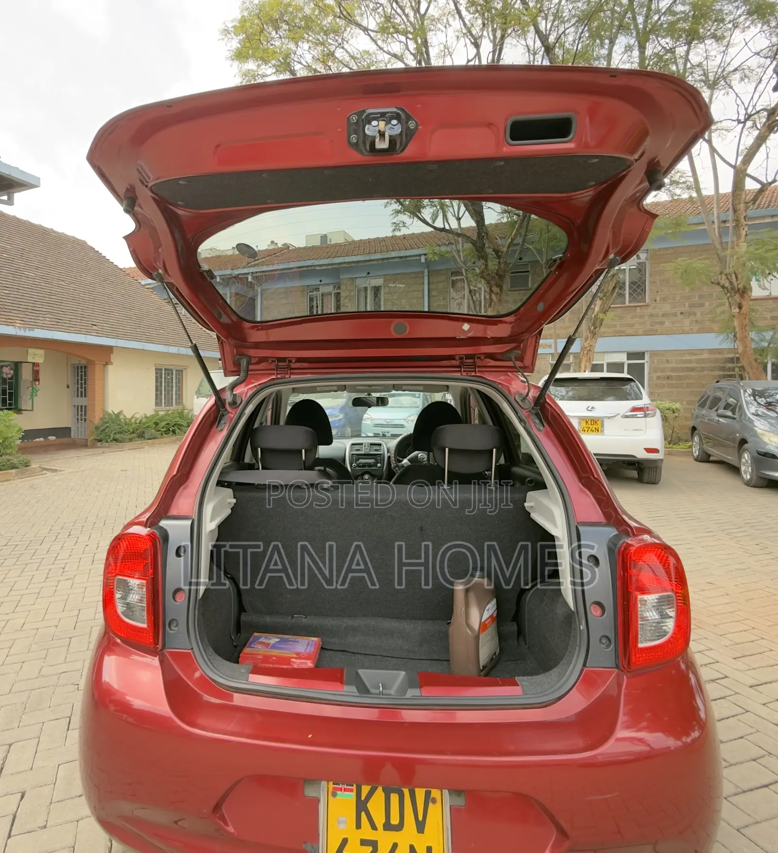 Nissan March 2018 Red