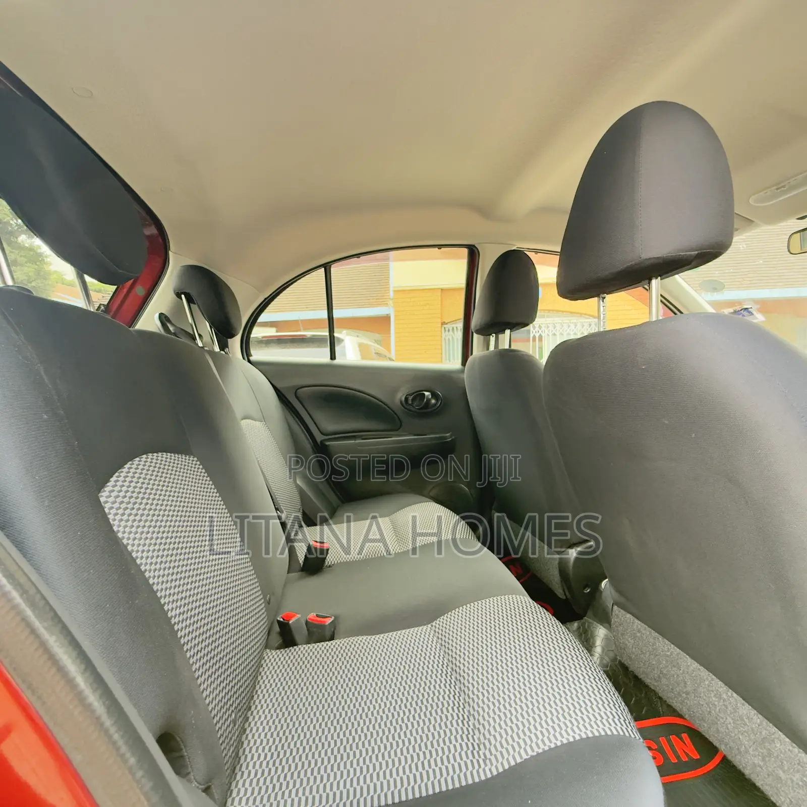 Nissan March 2018 Red