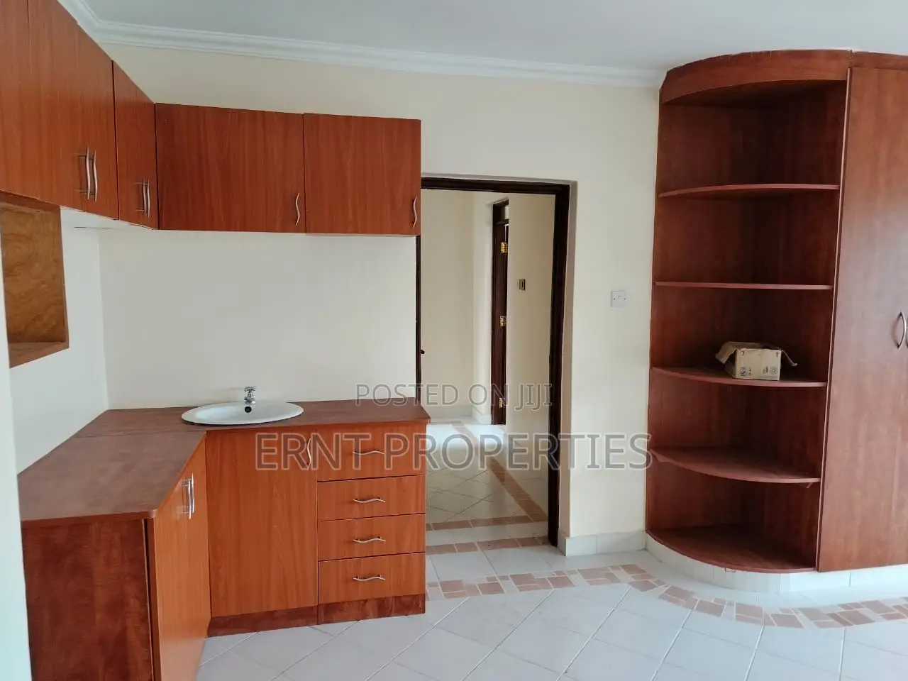 9bdrm Mansion in Kitengela for sale