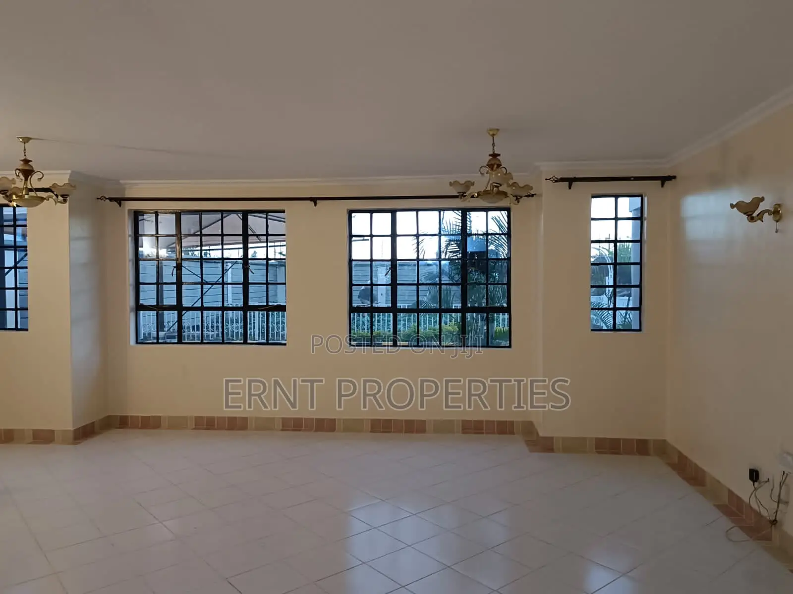 9bdrm Mansion in Kitengela for sale