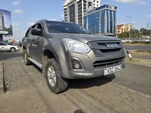 Isuzu D-MAX 2022 Gray