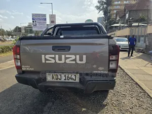 Isuzu D-MAX 2022 Gray
