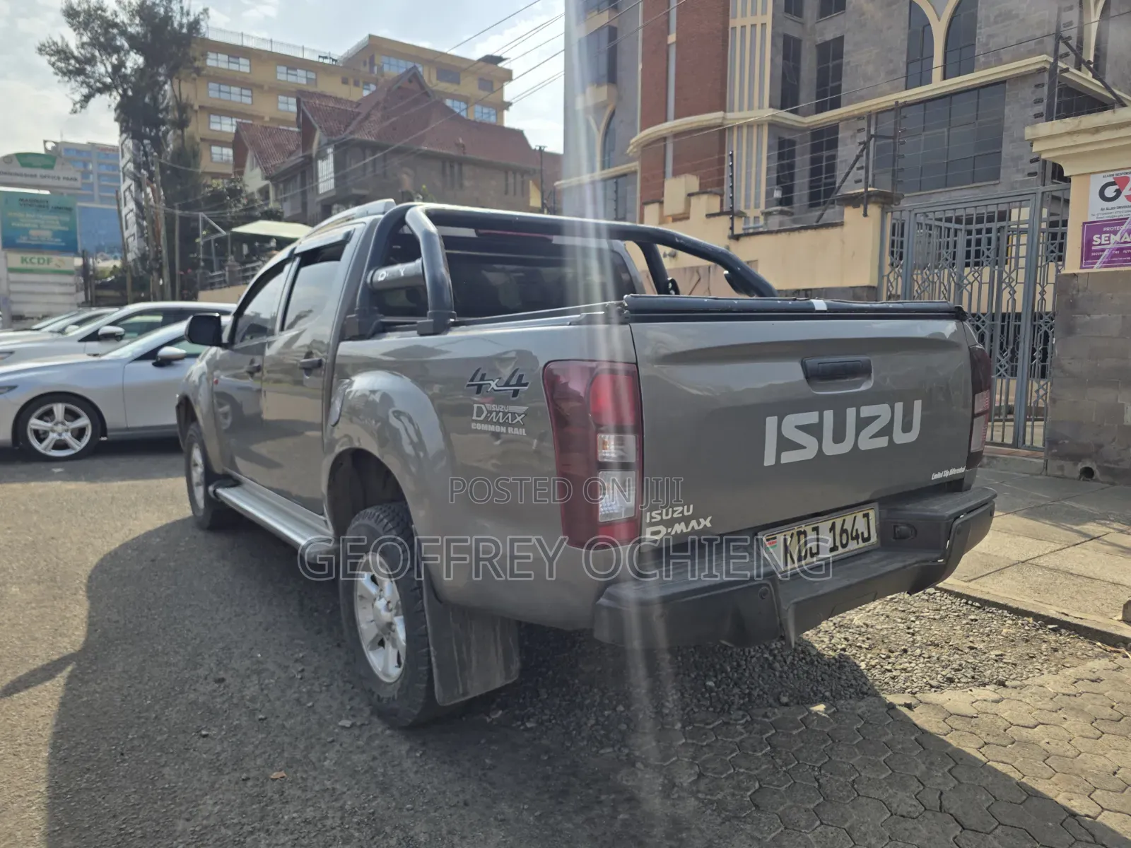 Isuzu D-MAX 2022 Gray