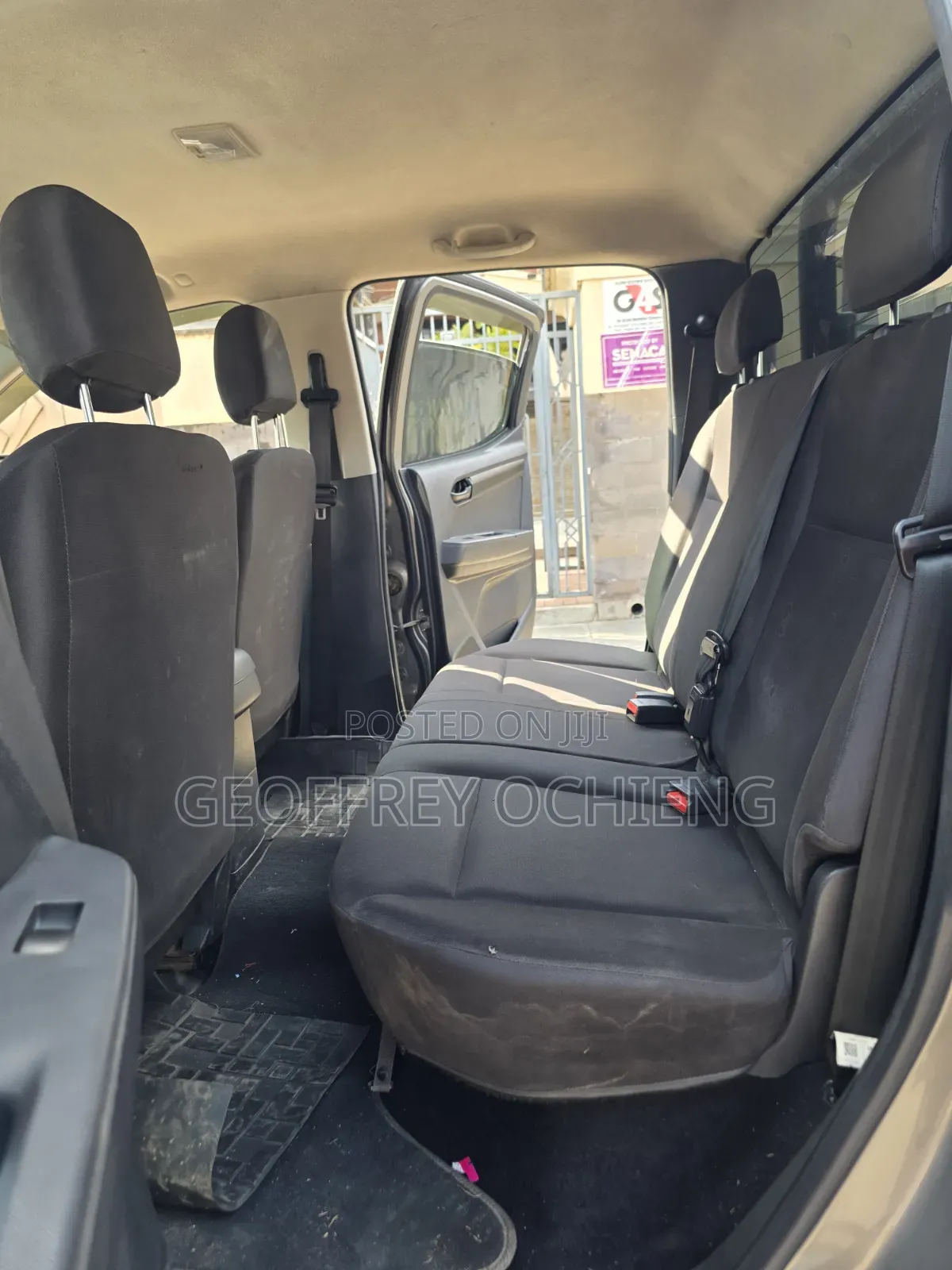 Isuzu D-MAX 2022 Gray