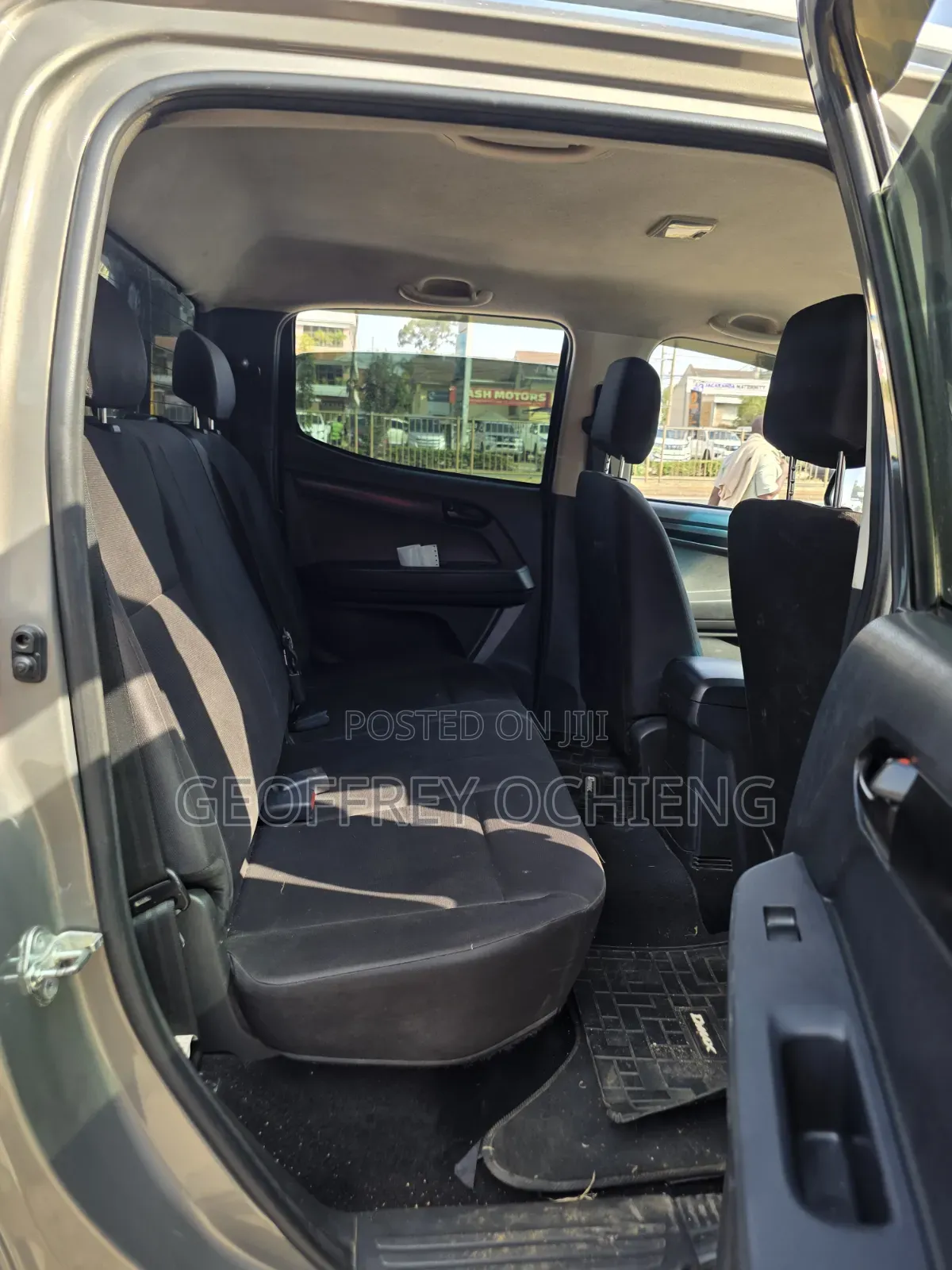Isuzu D-MAX 2022 Gray