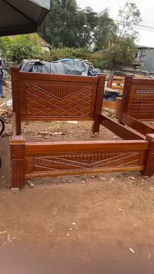 Pure Mahogany King Size Bed (6x6) Modern Design