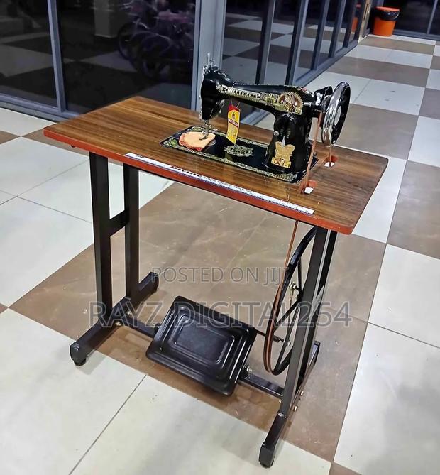 Singer Sewing Complete With Table
