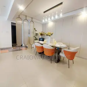 5bdrm Apartment in Hurlingham for sale
