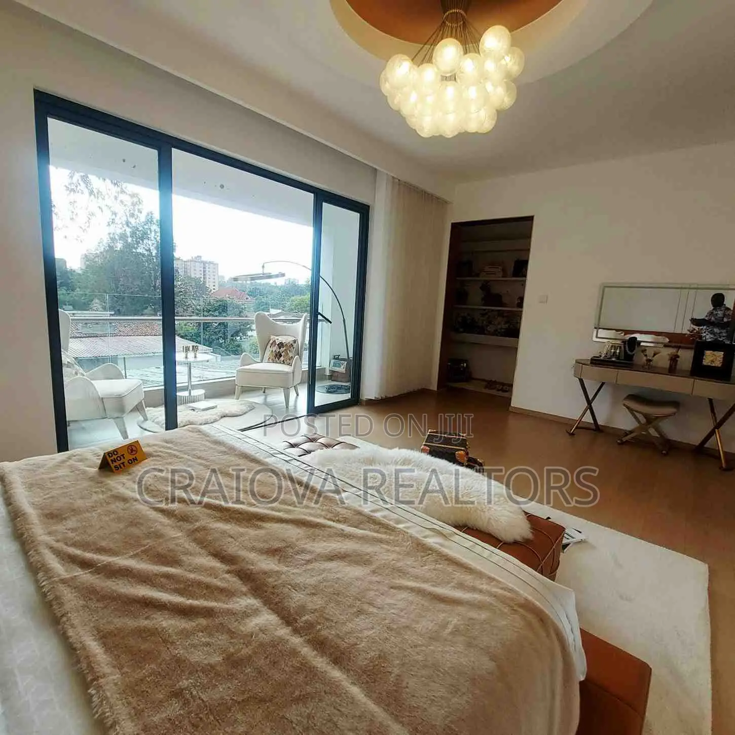 5bdrm Apartment in Hurlingham for sale
