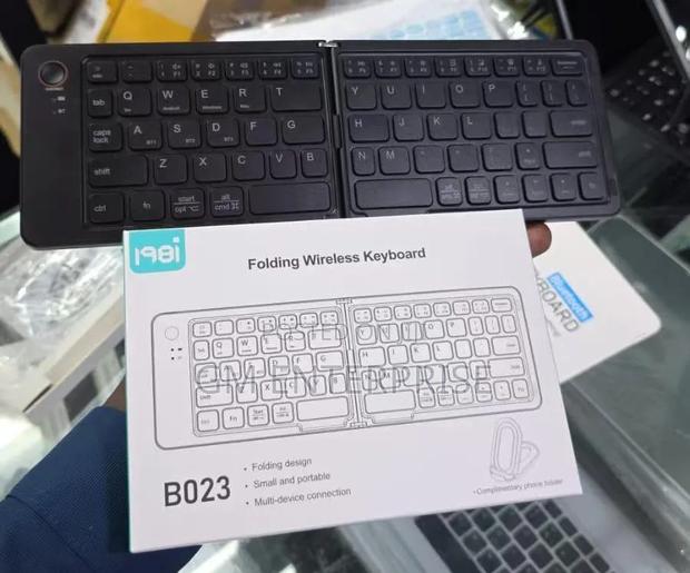 67 Keys B023 Folding Wireless Keyboards