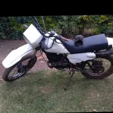 Yamaha DT125 2005 White