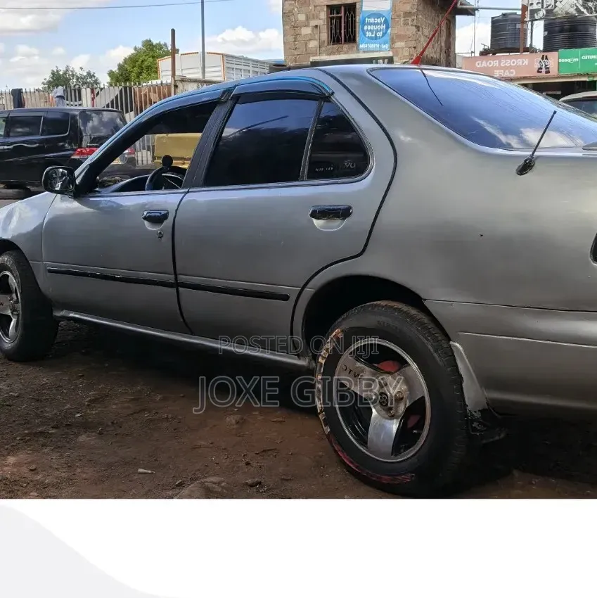 Nissan FB14 1998 Silver
