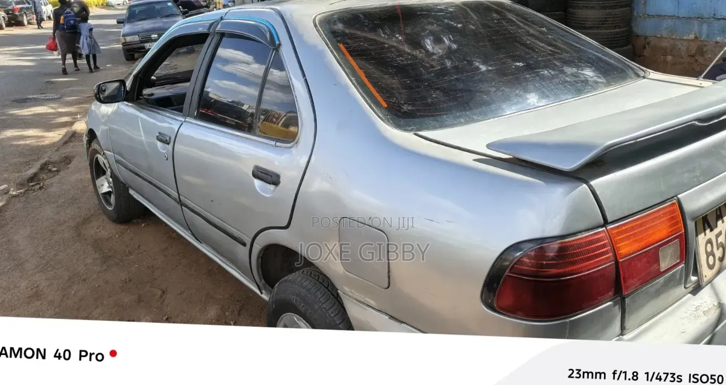 Nissan FB14 1998 Silver