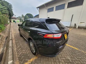 Toyota Harrier 2018 Black