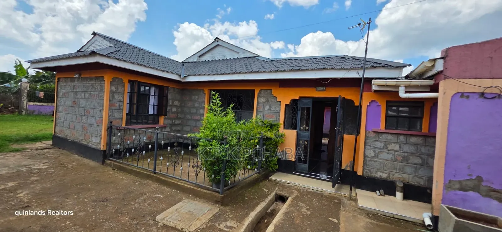 4bdrm Bungalow in Kipkorgot, Hillside for sale