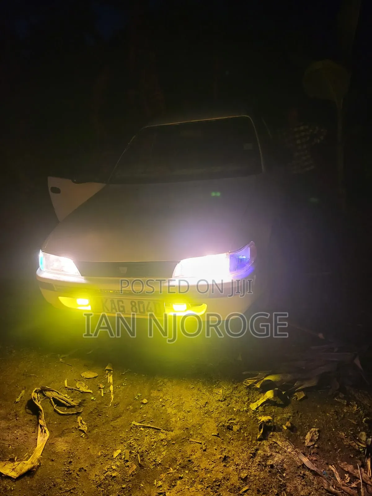 Toyota Corolla 1995 White