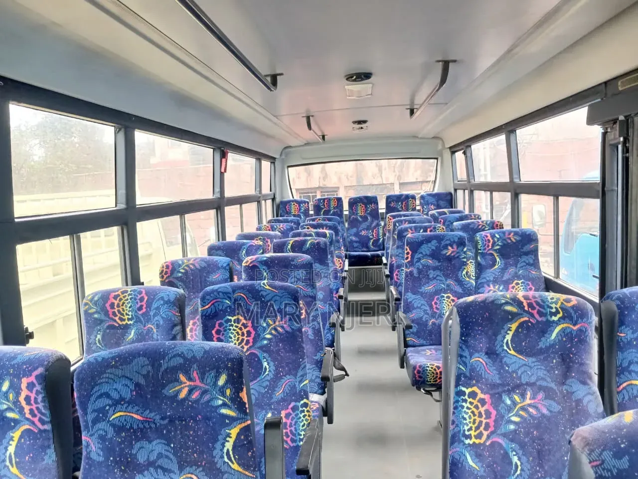 Isuzu NQR 2015 White