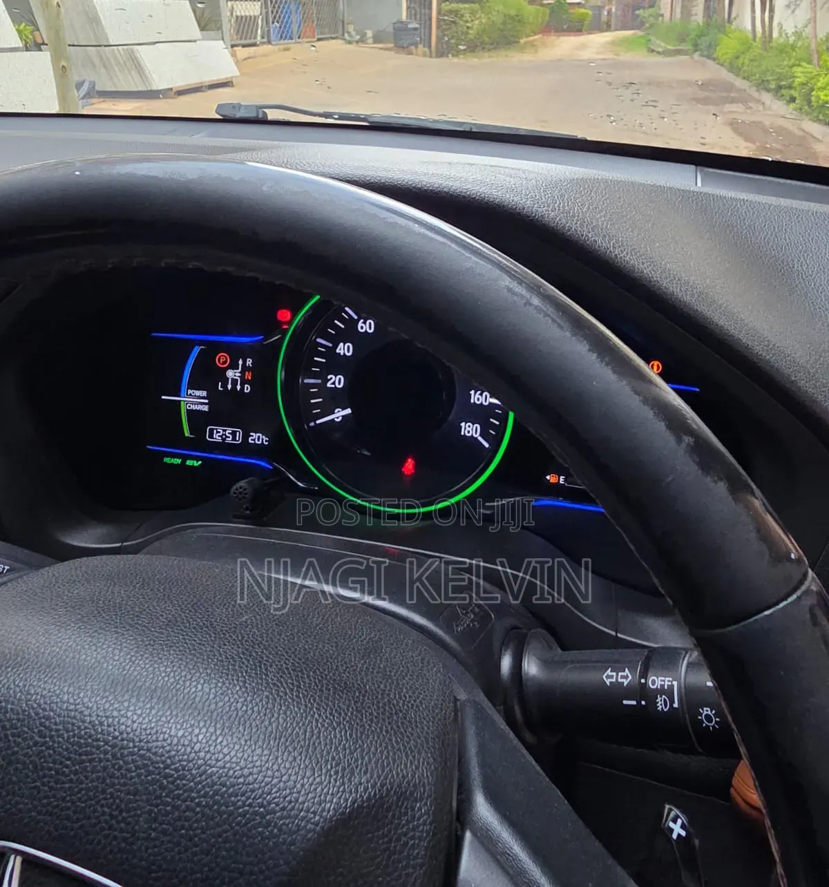 Honda Vezel 1.5 Hybrid 4WD 2014 Maroon