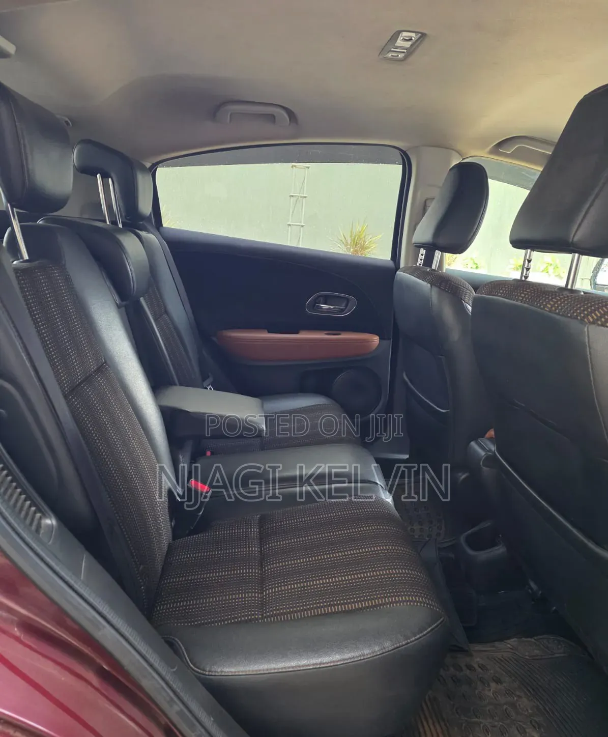 Honda Vezel 1.5 Hybrid 4WD 2014 Maroon