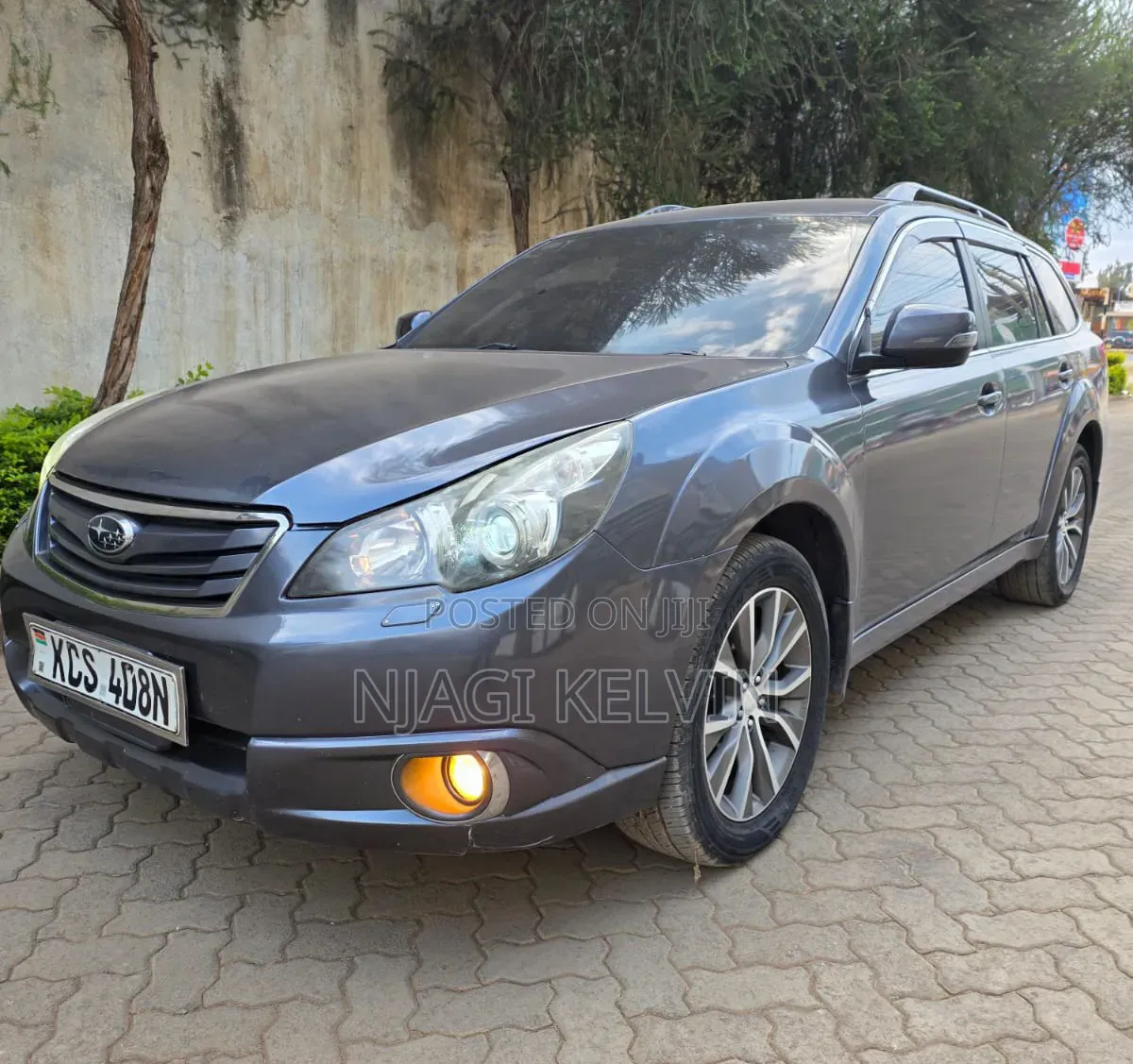 Subaru Outback 2011 Gray