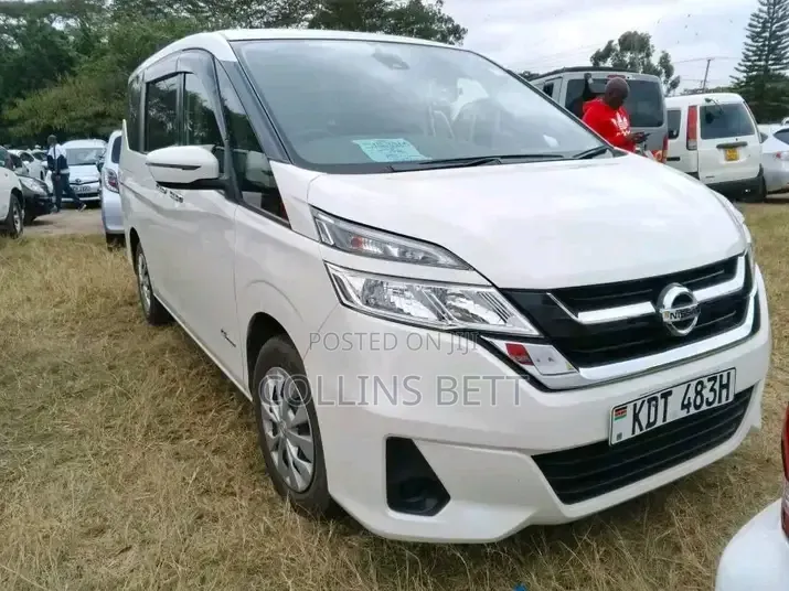 New Nissan Caravan (Urvan) 2025 White
